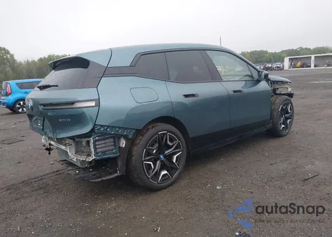 2024 BMW Ix xDrive50 из США, поврежденный, VIN WB523CF04RCN56022